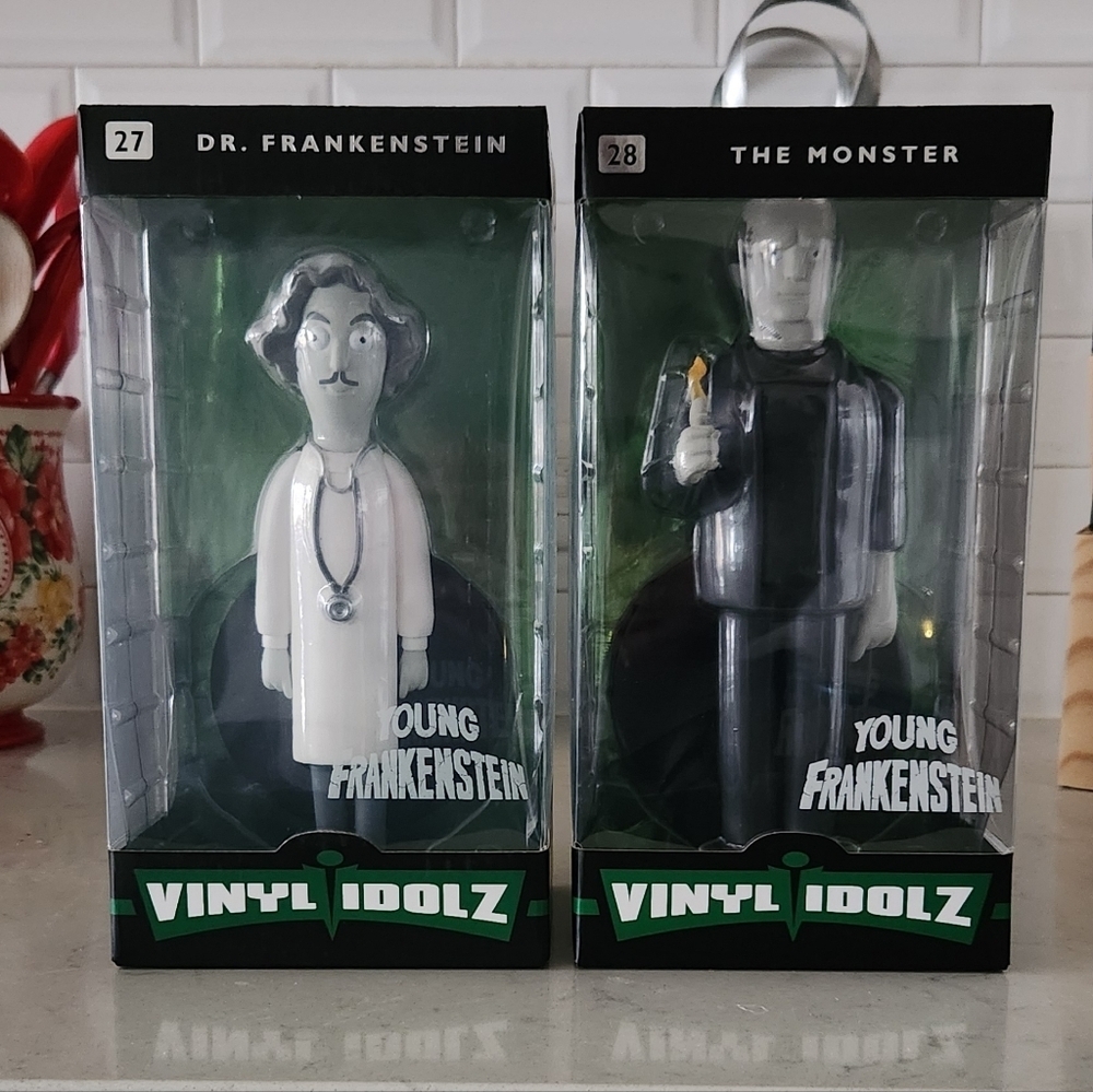 🎬🧟‍♂️Vinyl Idolz Young Frankenstein Figure Set Dr Frankenstein & Monster NWT - Picture 2 of 7